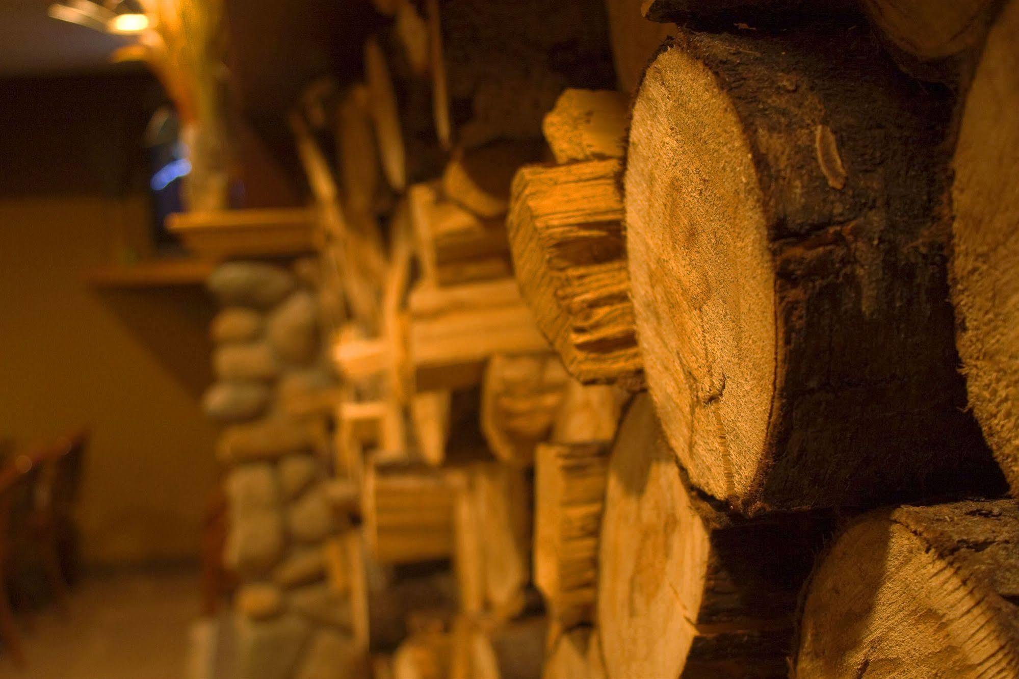 Elkwater Lake Lodge And Resort Eksteriør bilde