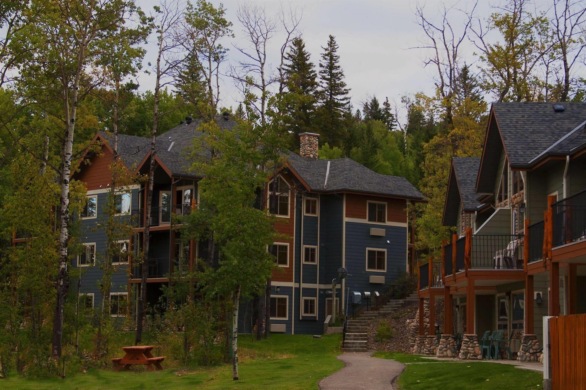 Elkwater Lake Lodge And Resort Eksteriør bilde